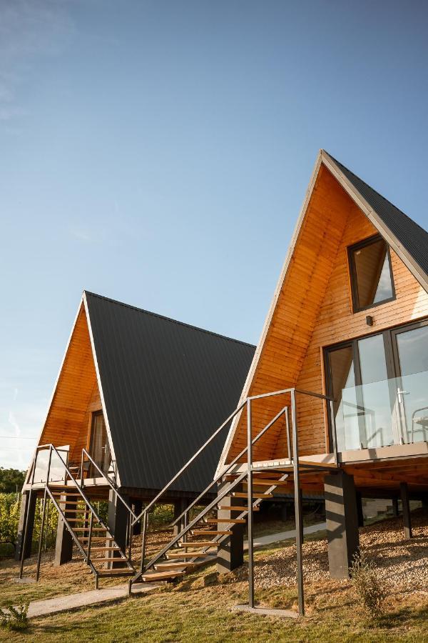 Cavo Village- Cabins Rental Baile 1 Mai Rontau Exterior foto